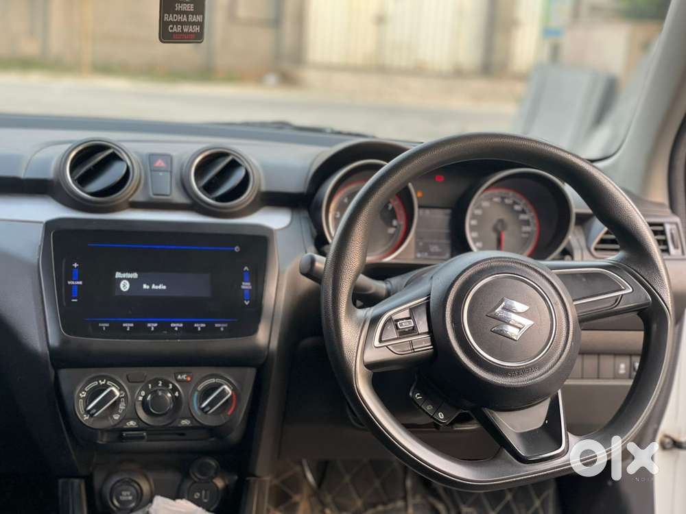 Maruti Suzuki Swift Vxi + Manual, 2023, Petrol