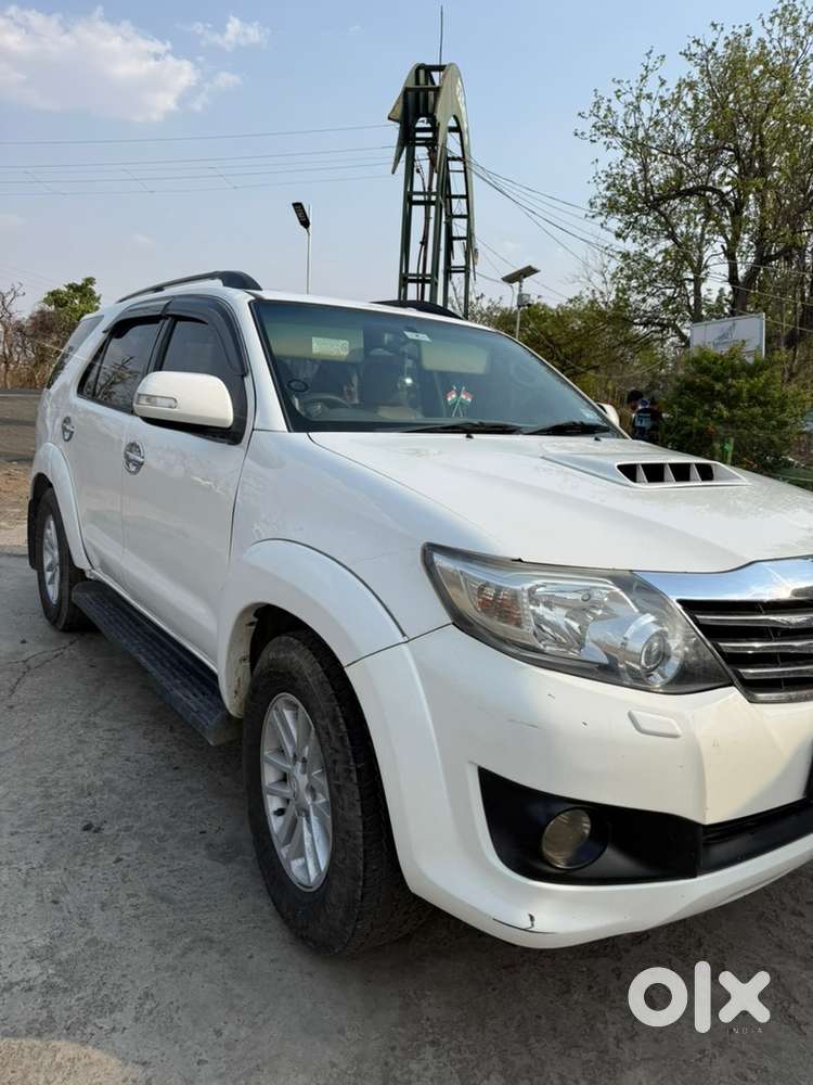 Toyota Fortuner Diesel 2012