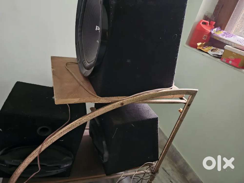 SONY Speakers and woofer set for car (1800 watt)
