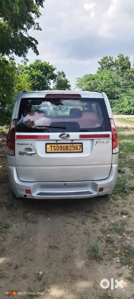 Mahindra Xylo 2017