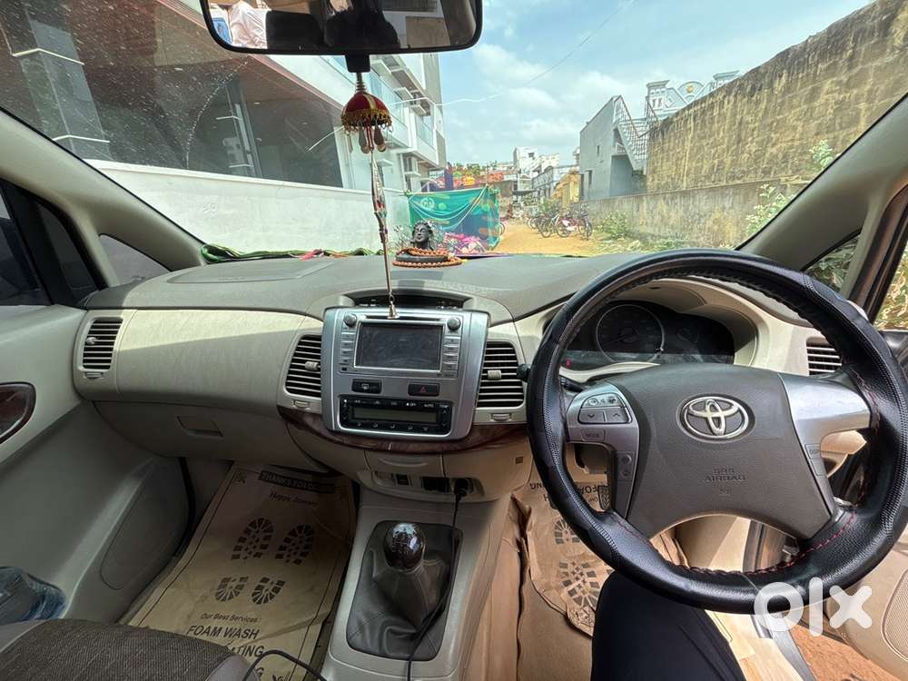 Toyota Innova Diesel 2014
