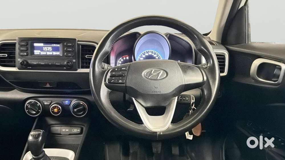 Hyundai Venue S, 2022, Petrol