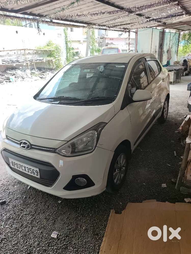 Hyundai Xcent 2017 Diesel 150000 Km Driven