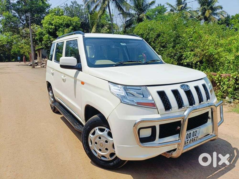 Mahindra Tuv 300 T6 Plus Amt, 2016, Diesel