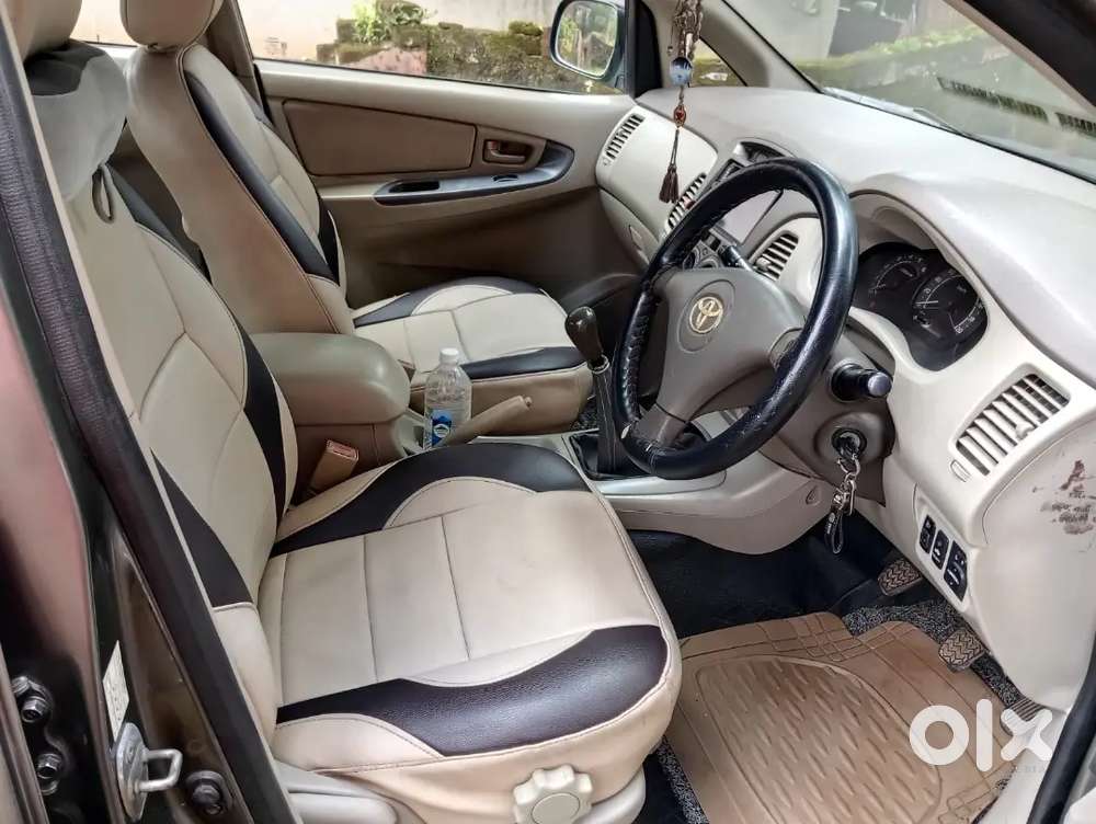 Toyota Innova 2.5g 2009