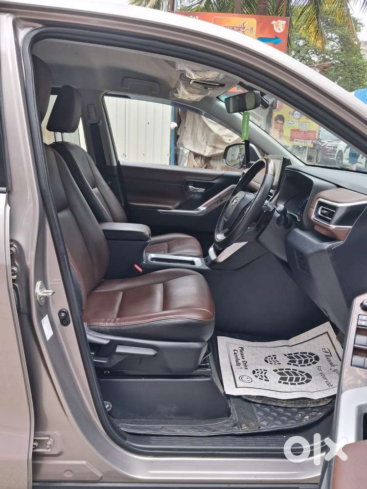 Toyota Innova Hycross 2.0 Vx Hybrid 7 Str, 2023, Petrol