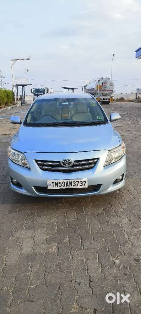 Toyota Corolla Altis 2010