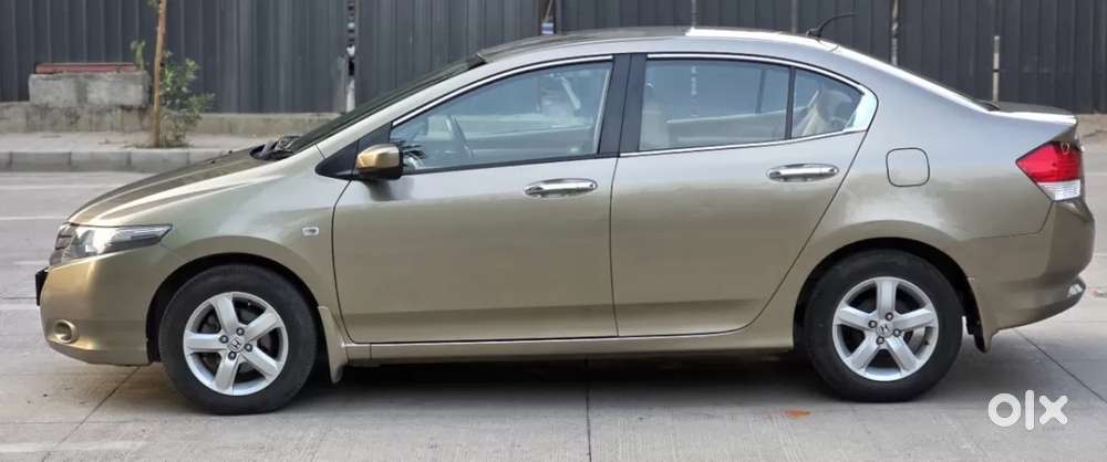 Honda City V At Exclusive, 2011, Petrol