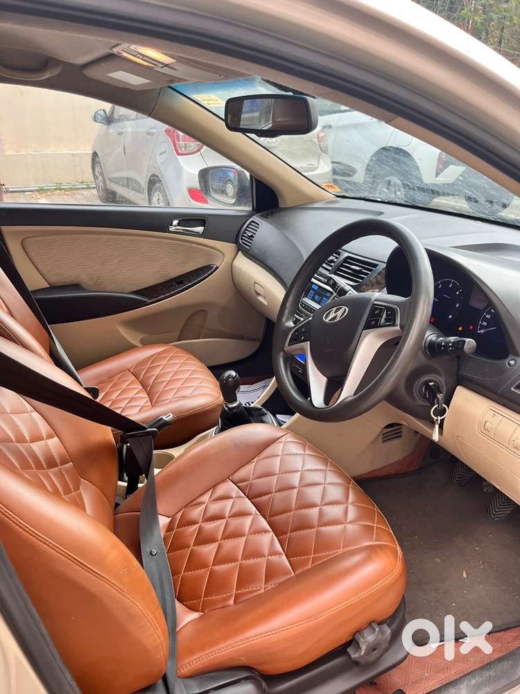 Hyundai Fluidic Verna 2012