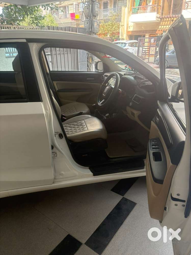 Honda Amaze Vx – Top Variant  1st Owner  Only 36,000 Km