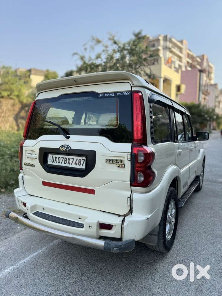 Mahindra Scorpio S10 8 Seater, 2017, Diesel