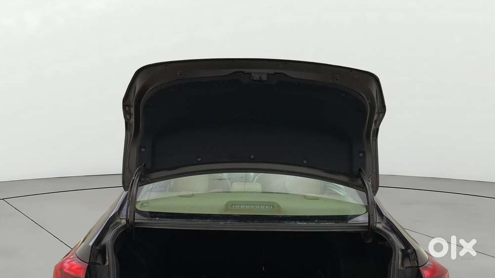 Toyota Yaris J Cvt, 2020, Petrol