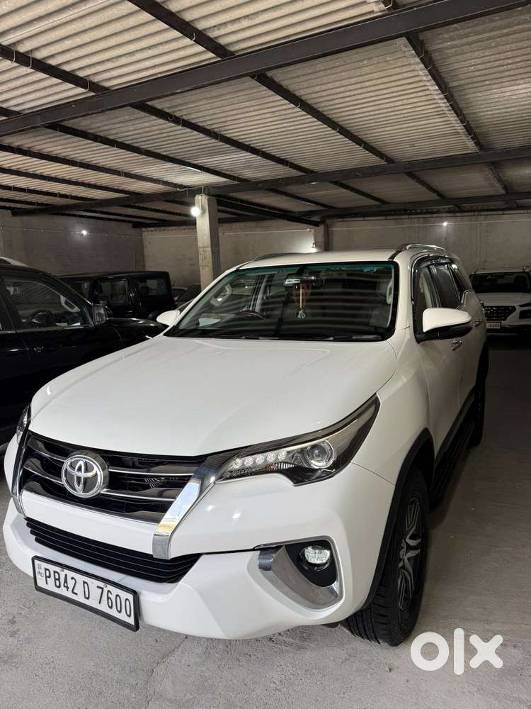 Toyota Fortuner 4x2 At 2.8 Diesel, 2019, Diesel