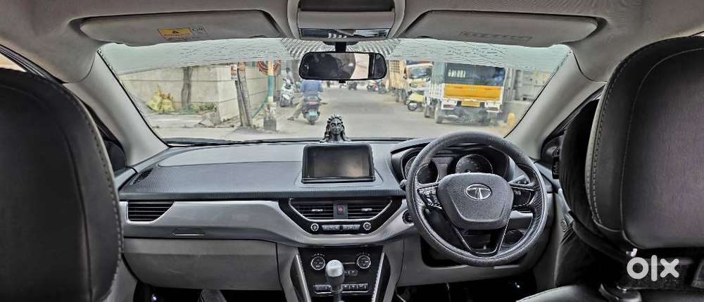 Tata Nexon 1.2 Revotron Xz Plus, 2018, Petrol