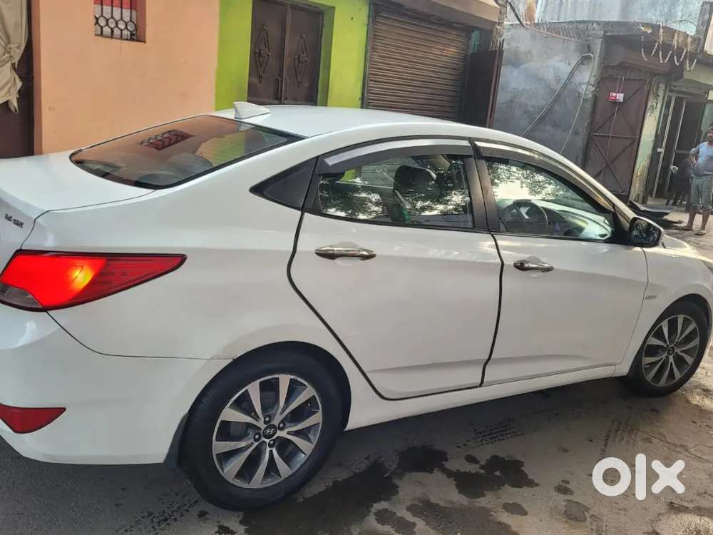 Hyundai Verna Petrol Cng