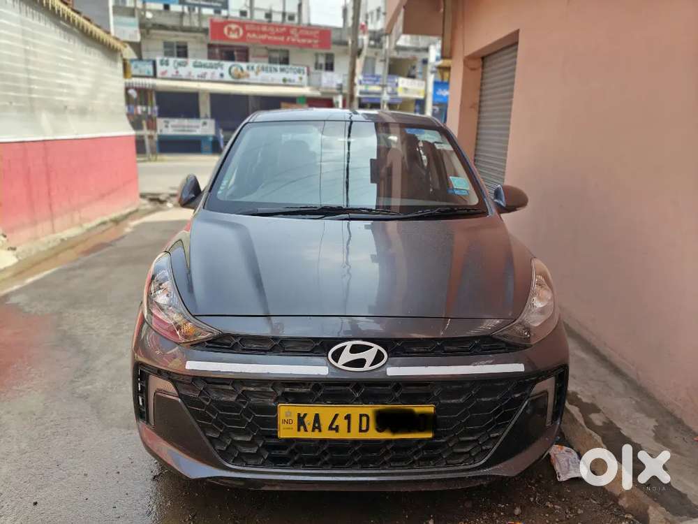 Hyundai Aura Fully Loaded Leather Interiors