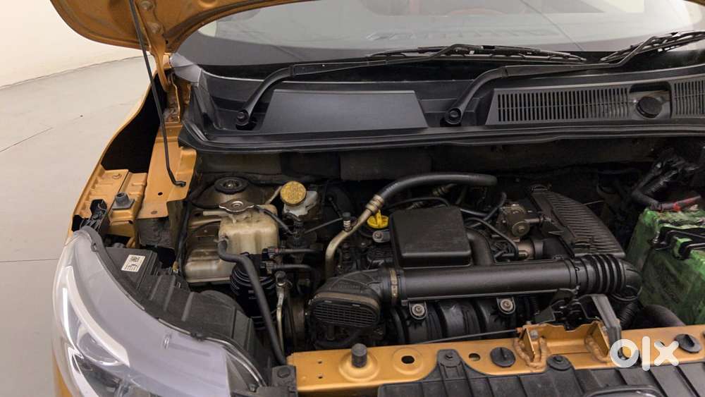 Renault Triber Rxz Easy-r Amt, 2020, Petrol