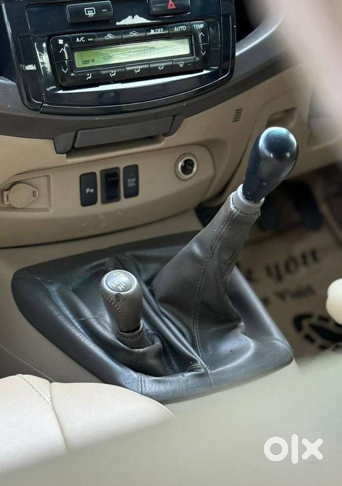 Toyota Fortuner 3.0 4x4 Manual, 2011, Diesel