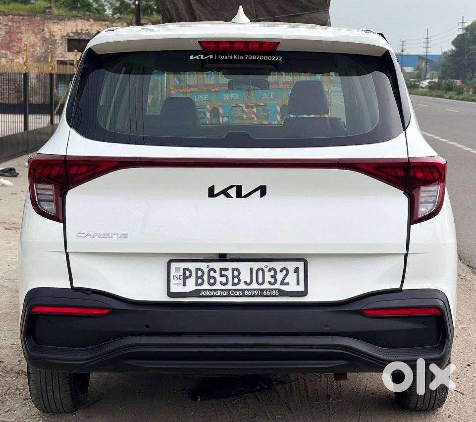Kia Carens, 2024, Petrol