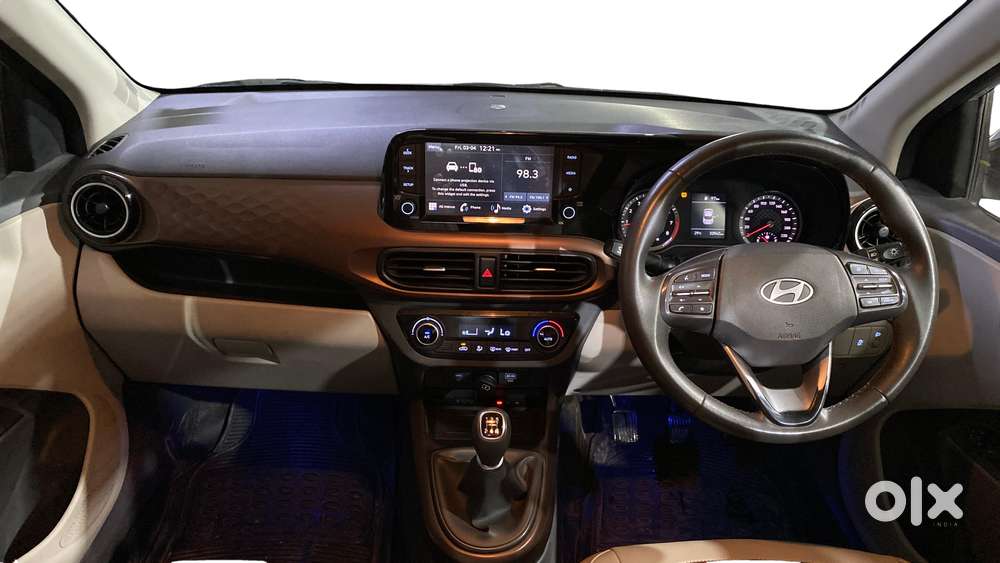 Hyundai Aura Sx (o) Manual, 2023, Petrol