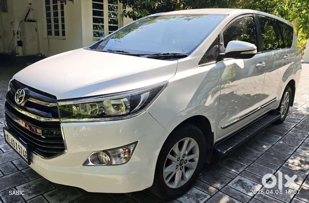Toyota Innova Crysta 2016 Diesel 2.8 G Automatic