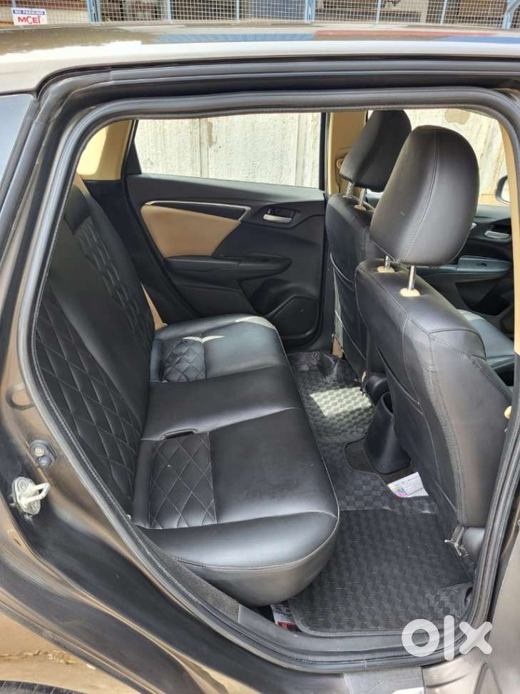 Honda Jazz V Mt Privilege, 2017, Petrol