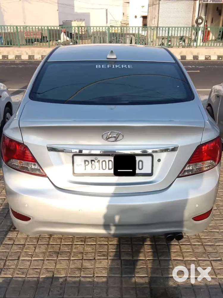 Hyundai Fluidic Verna 2012