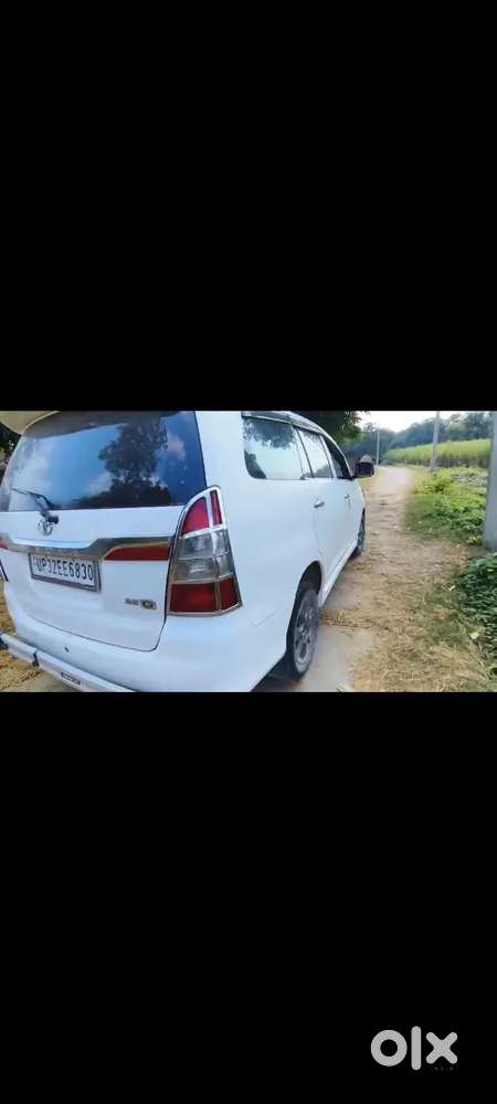 2012 Toyota Innova 2.5 G4 Diesel