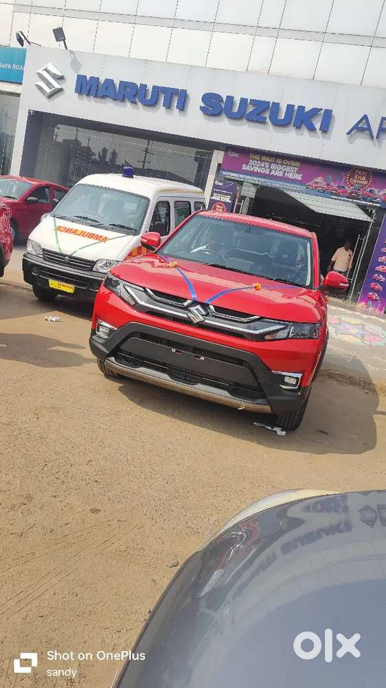 Maruti Brezza  2024 Smart