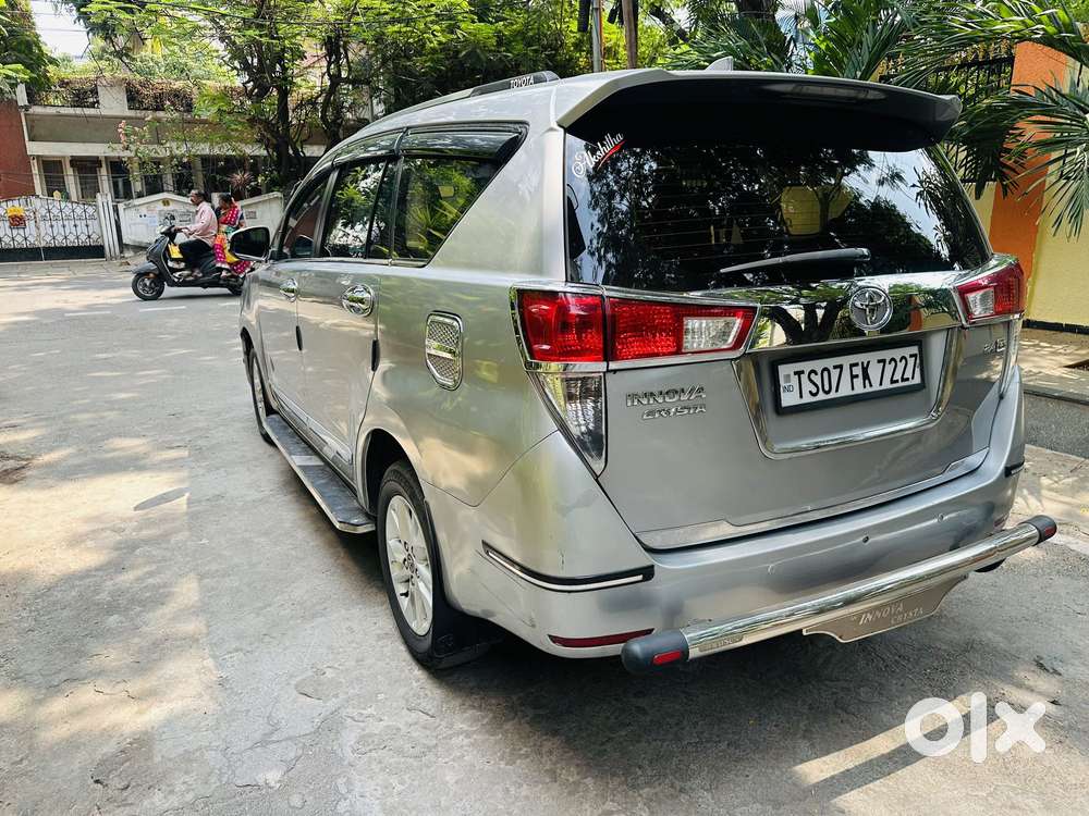 Toyota Innova Crysta 2.4 Gx Mt 8s, 2016, Diesel