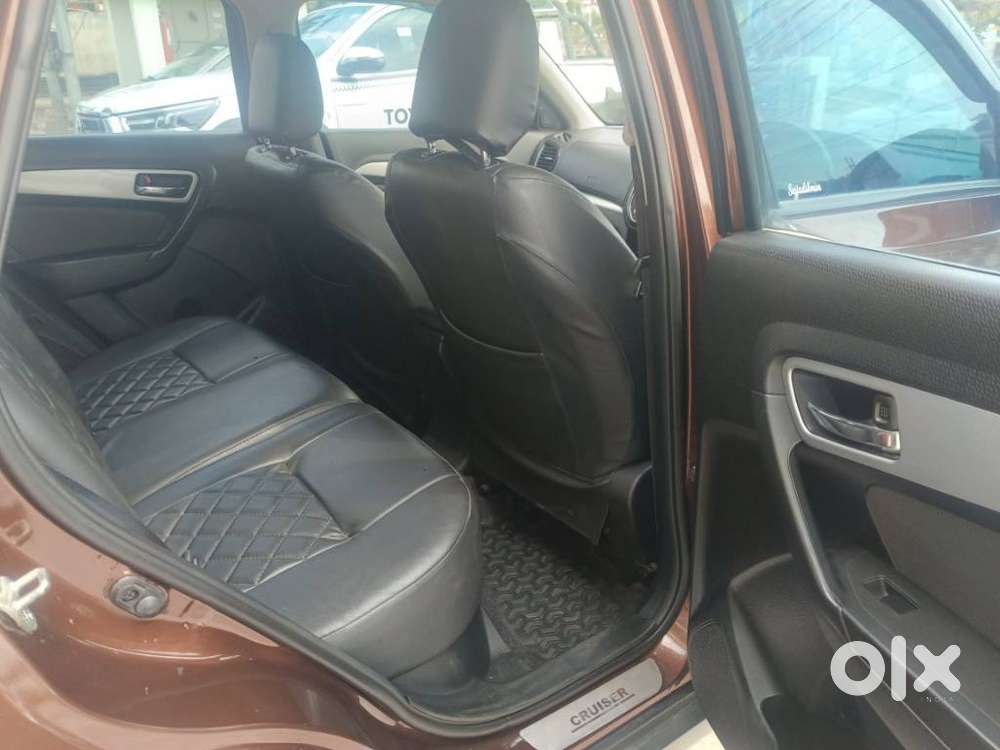 Toyota Urban Cruiser 1.5 Premium Grade Dual Tone Mt, 2022, Petrol