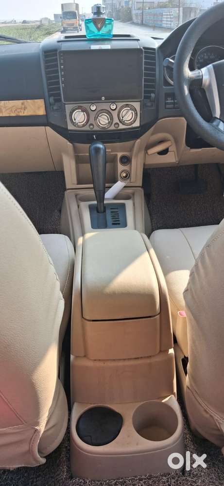 Ford Endeavour Sport Edition, 2011, Diesel