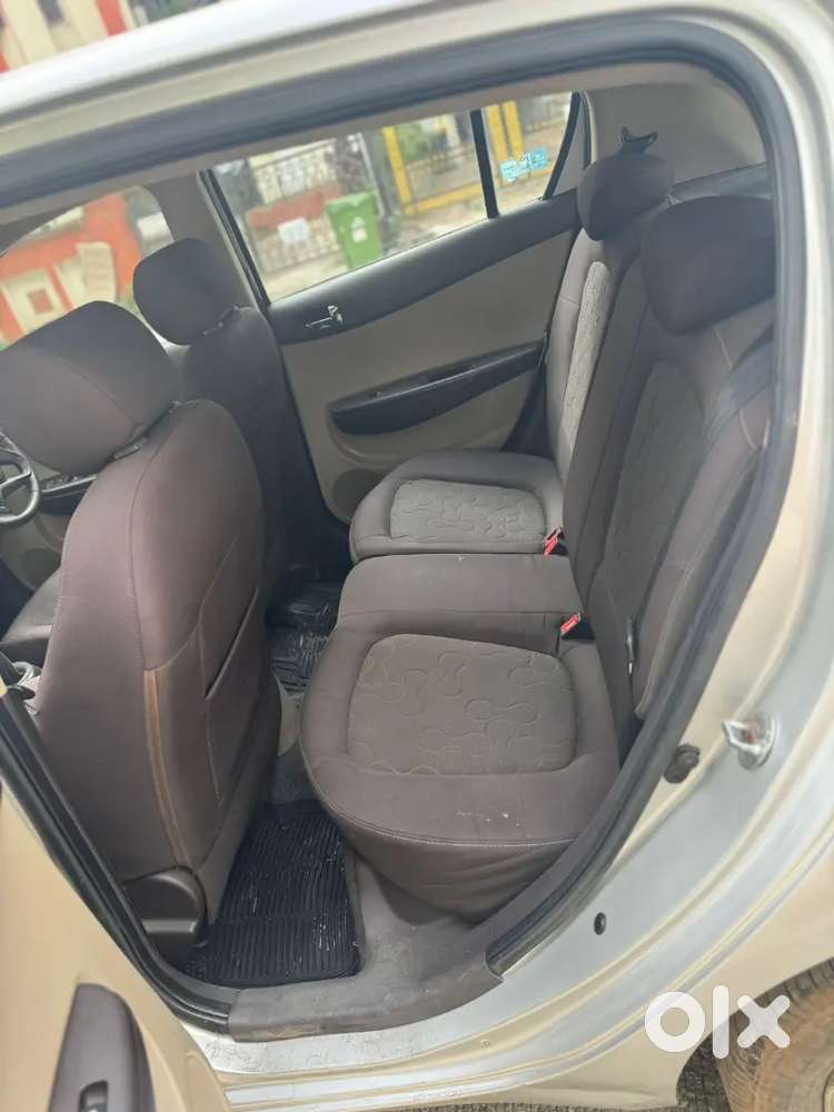 Hyundai I20 2010 Petrol 110000 Km Driven