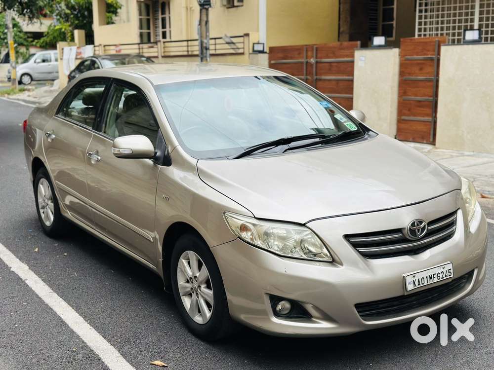 Toyota Corolla Altis 1.8g Limited, 2010, Petrol