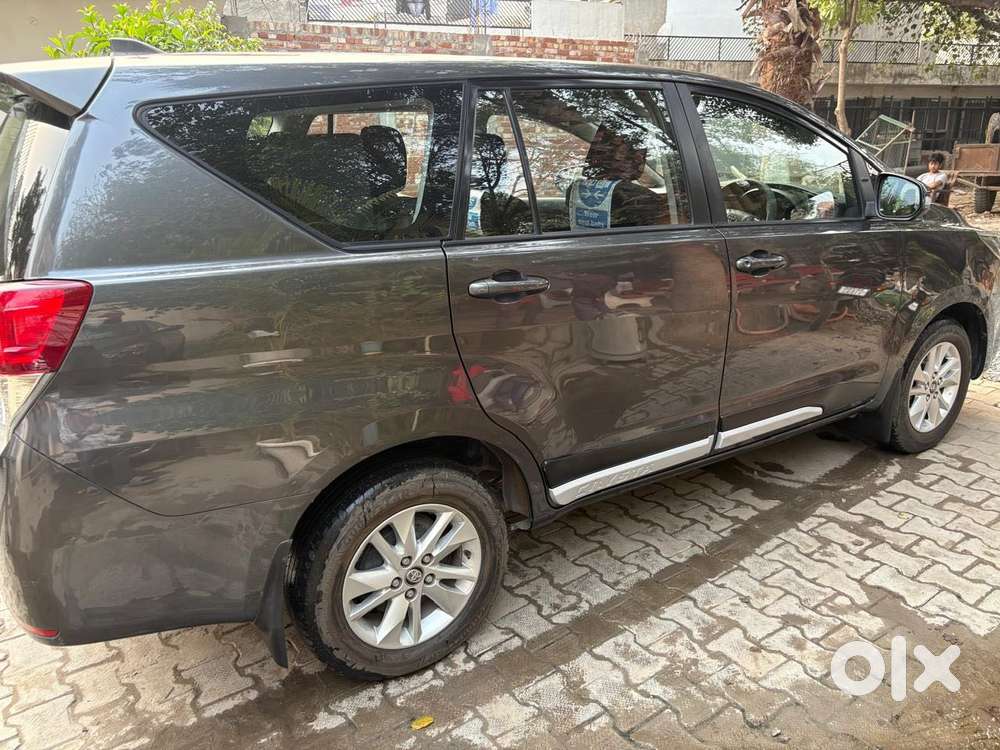 Toyota Innova Crysta 2.4 G Mt, 2018, Diesel