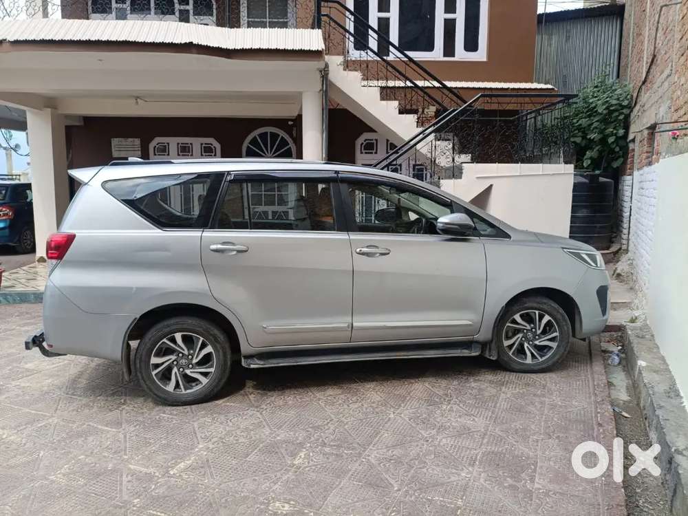 Toyota Innova Crysta 2022 Petrol At