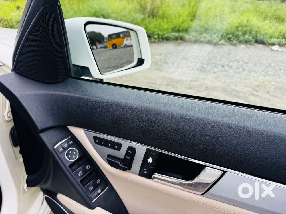 Mercedes-benz C-class C 200, 2011, Petrol