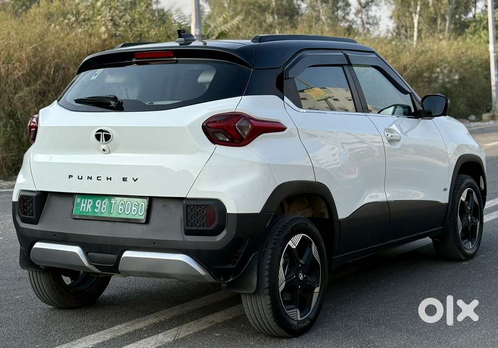 Tata Punch Ev Empowered Plus Lr, 2024, Electric