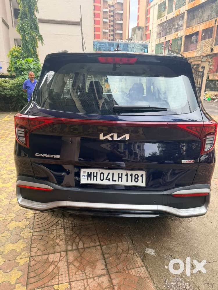 Kia Carens Petrol -   2022  22,354 Km  Single Owner