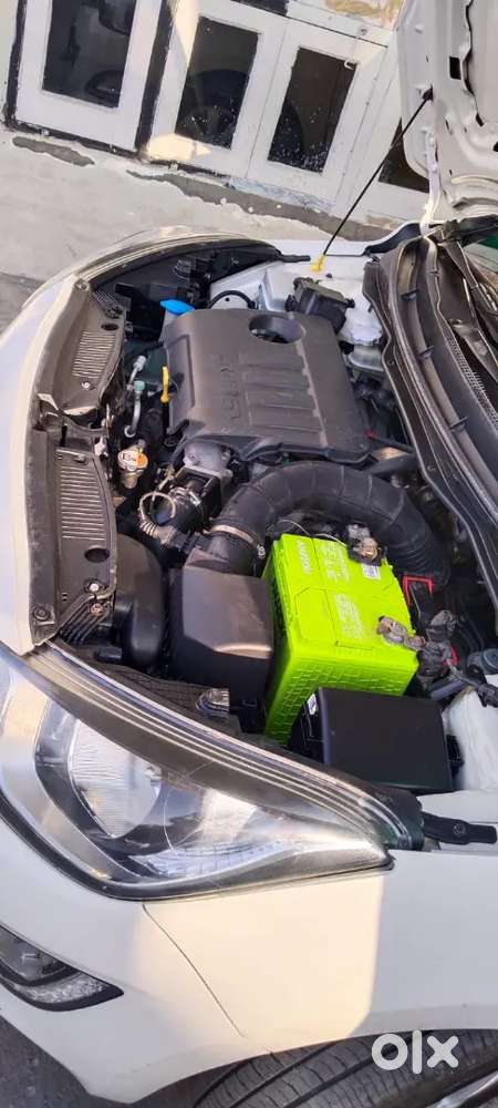 Good Condition New Seat Cover Tyre Centr Lock Abs Break First Owner