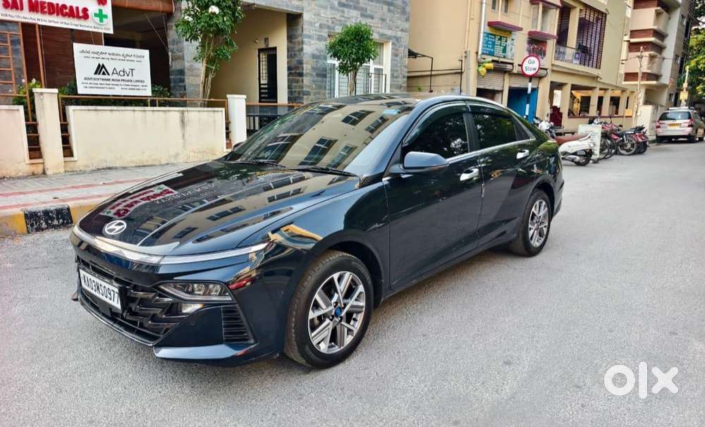 Hyundai Verna 1.5 Sx (o) Vtvt Ivt, 2023, Petrol