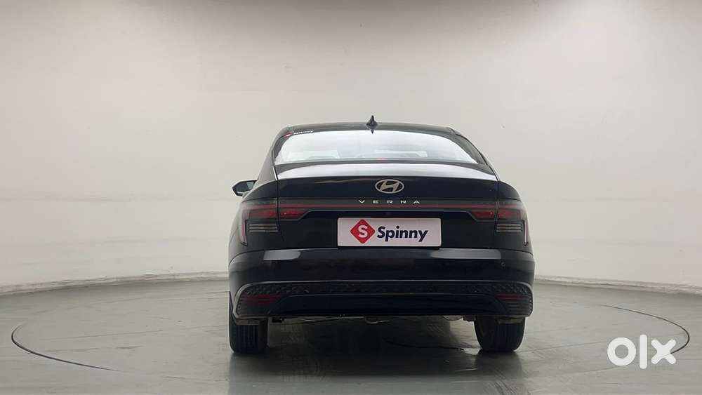 Hyundai Verna 1.5 Sx (o) Turbo Petrol Dct, 2023, Petrol