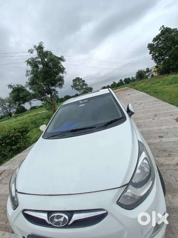 Hyundai Verna 2013