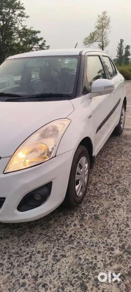 Maruti Suzuki Dzire 2014 Petrol 42000 Km Driven
