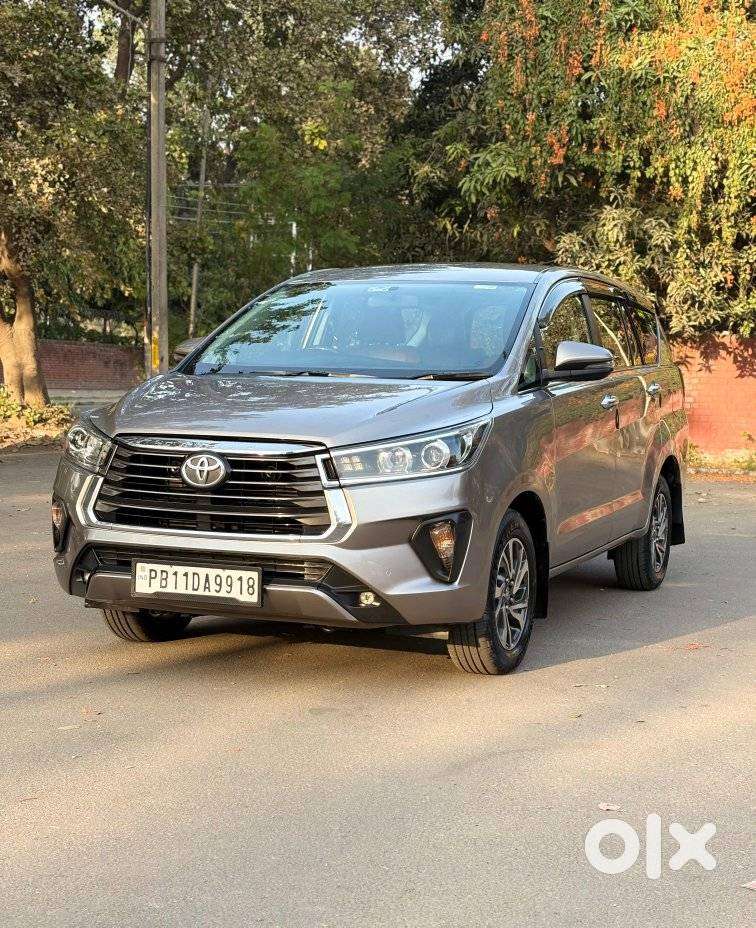 Toyota Innova Crysta 2.4 V 7 Str, 2022, Diesel