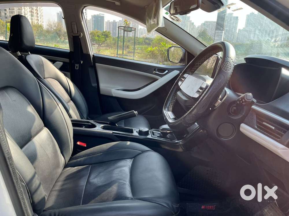 Tata Nexon Creative Plus S 1.2 Revotron Petrol 6 Amt, 2024, Petrol