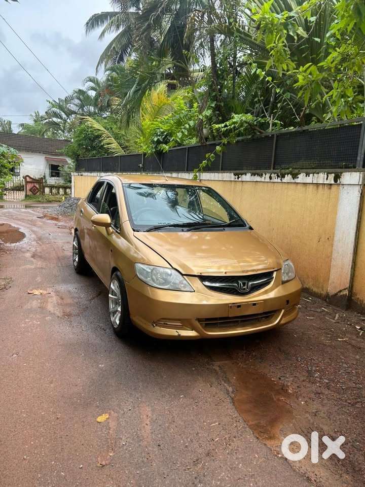 Honda City Zx Petrol 2006 Model With Gtr Pro Alloys Wheels