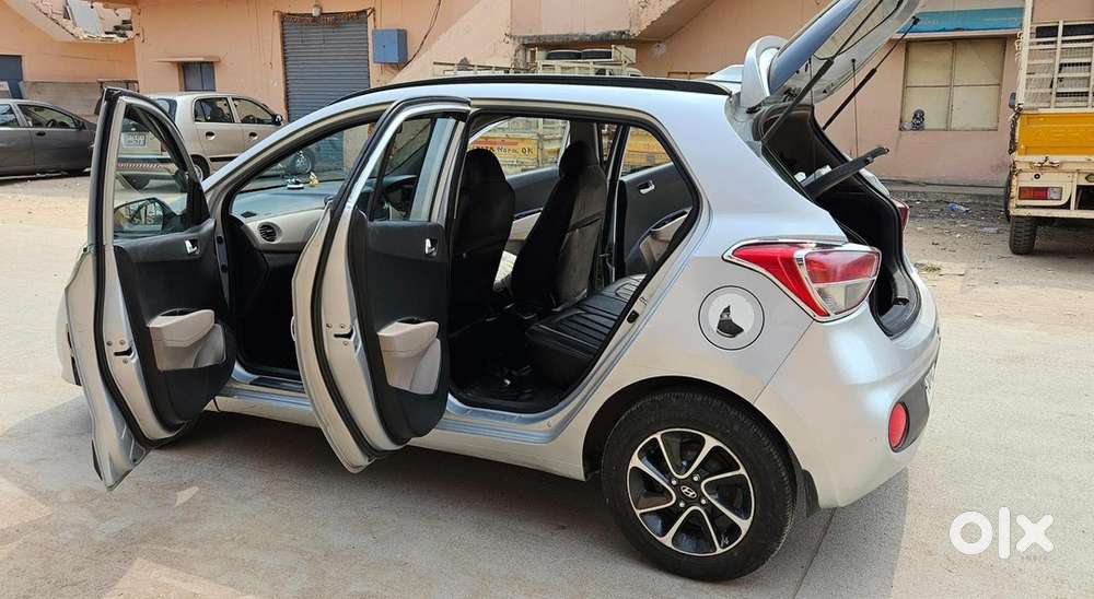 Hyundai Grand I10 Asta 2017 Petrol Car