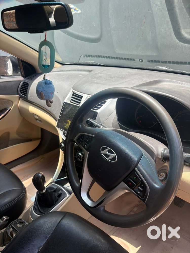 Hyundai Verna Petrol 2015