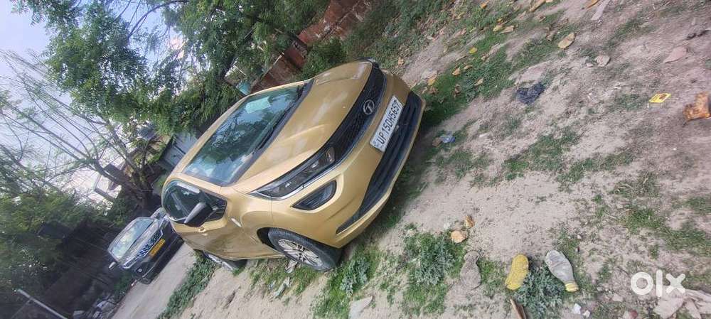 Tata Altroz 1.2 Xe, 2020, Petrol